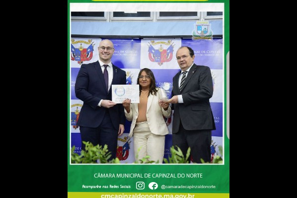 A PRESIDENTE DA CÂMARA , ROSIMAR MARIA SOUSA BEZERRA RECEBE A PREMIAÇÃO DO SELO DIAMANTE DE TRA...